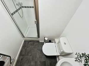 En Suite- click for photo gallery